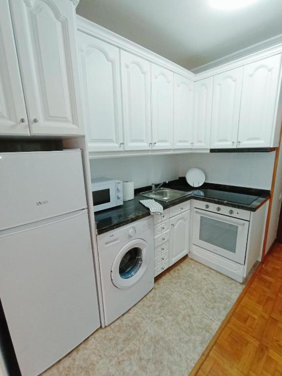 Apartamento Maura 2 Dormitorios Oviedo Exterior foto
